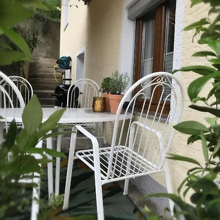 Schagi's Apartment